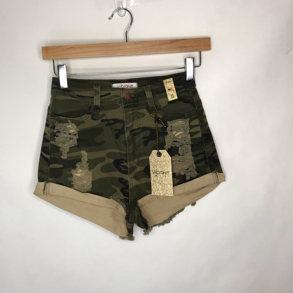 Vibrant Shorts